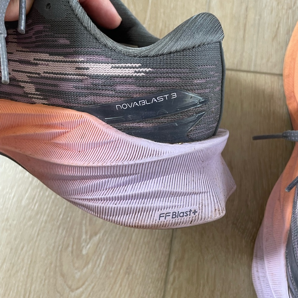 ASICS Novablast 3 - Picture 9 of 9